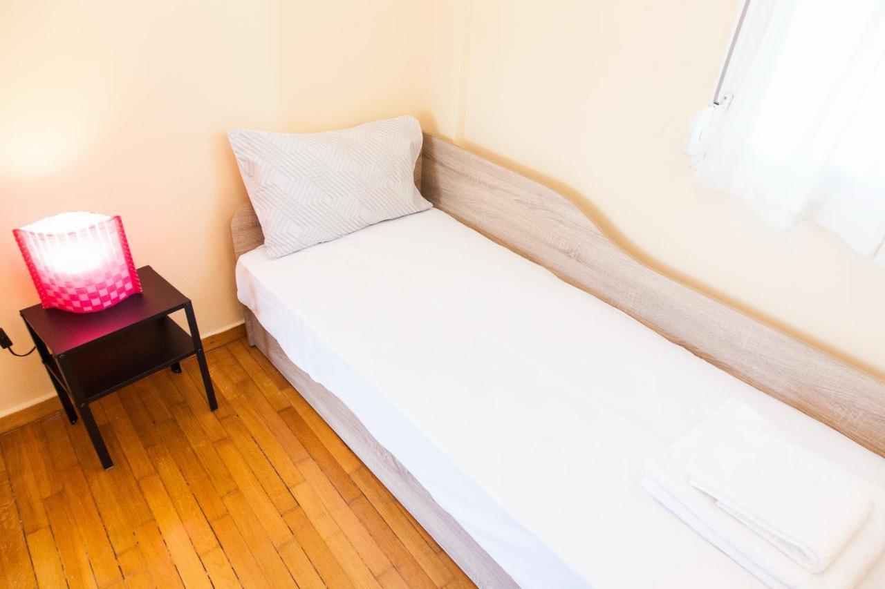 Bright Apt. With Lovely View In Lycabettus! Athens Exterior photo